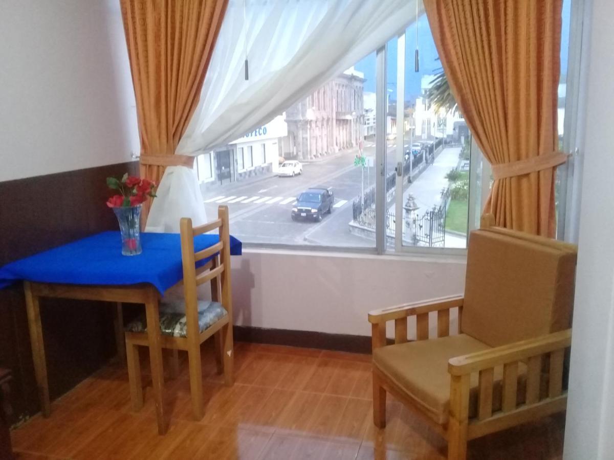 Hotel Central Latacunga Ngoại thất bức ảnh
