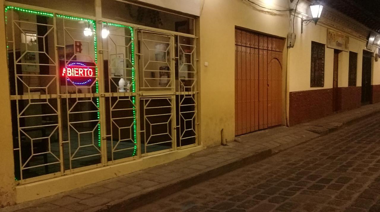 Hotel Central Latacunga Ngoại thất bức ảnh