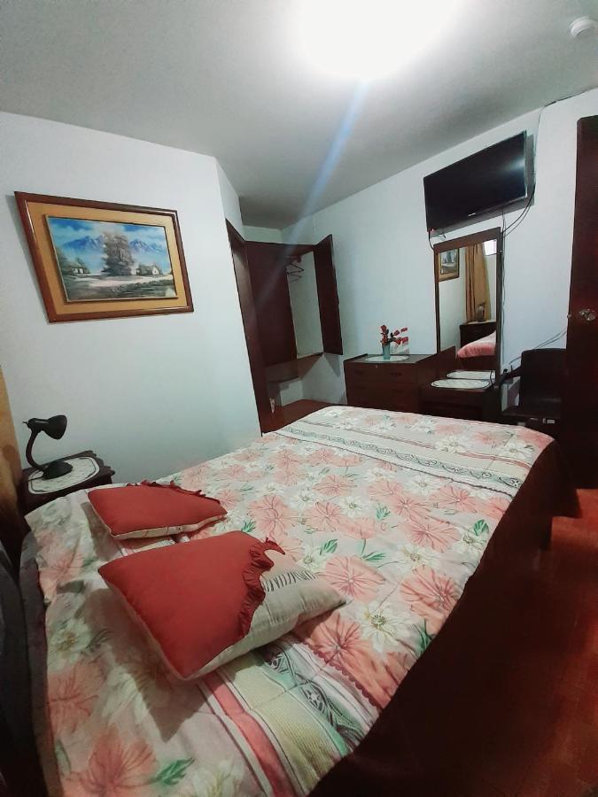 Hotel Central Latacunga Ngoại thất bức ảnh